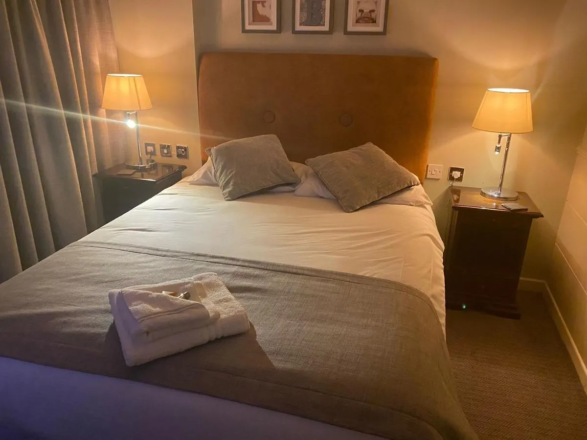 Hotel The Belmore Sale