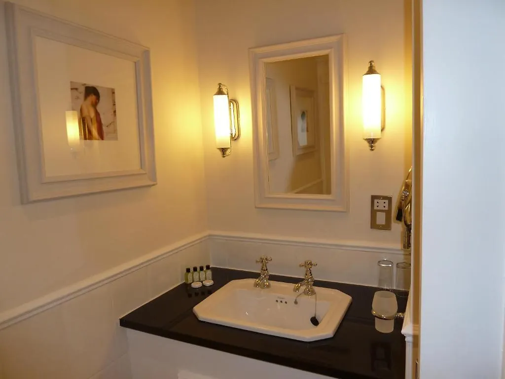The Belmore Sale 4*,  United Kingdom